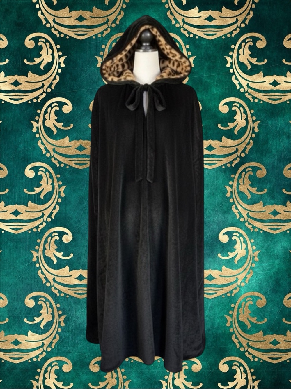 Collectif Retro Glam Goth Whimsigoth Pin-Up Rockabilly Dark Coquette Cape XL/XX